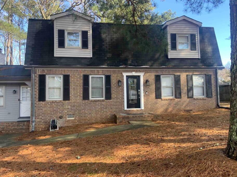 Renovated 3Bedroom 2.5Bath 2 Story House W/ Garage Lawrenceville Eksteriør billede