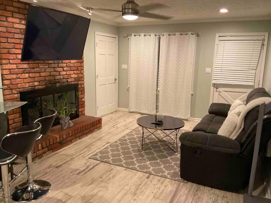 Renovated 3Bedroom 2.5Bath 2 Story House W/ Garage Lawrenceville Eksteriør billede