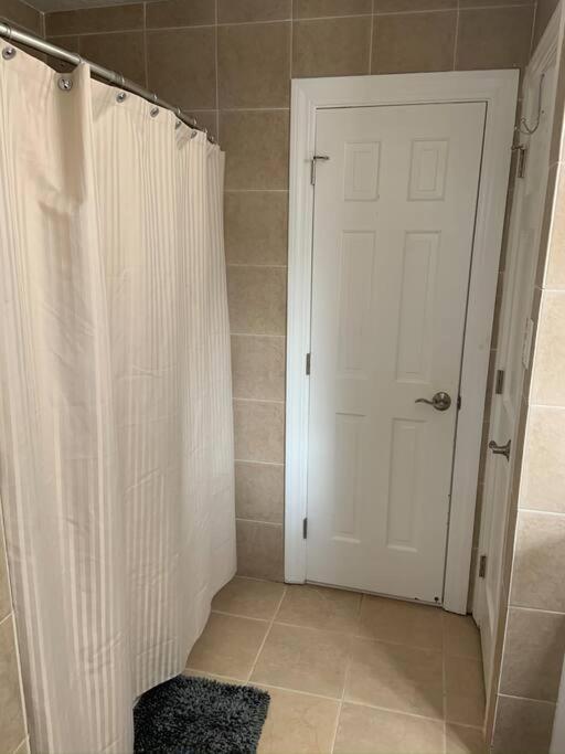 Renovated 3Bedroom 2.5Bath 2 Story House W/ Garage Lawrenceville Eksteriør billede